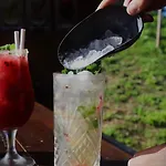 Moment's In Nature - Bangalows Wine & Tapas Проживание в семье *
