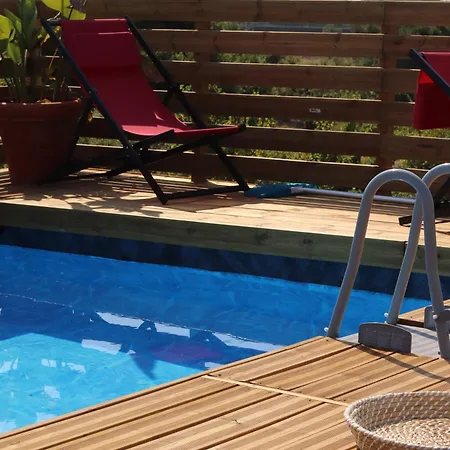 Moment's In Nature Vineyard Pool & Jacuzzi *